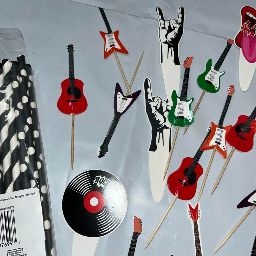 Rock'n'Roll GUITAR Music cupcake PICK Topper LOT Birthday Party Celebration New